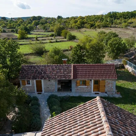 Mediterranean Countryside Retreat Ferienhaus *