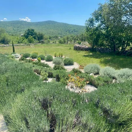 بيت للعطل Mediterranean Countryside Retreat *