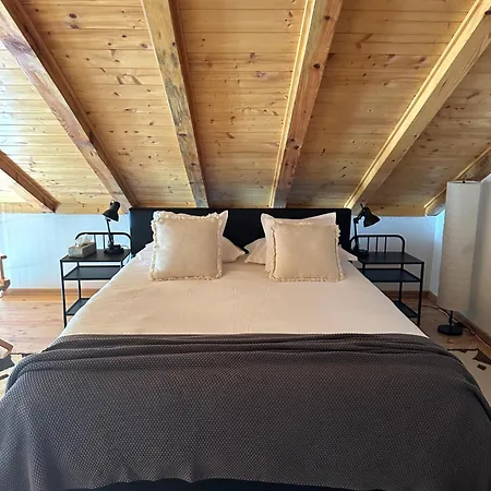 Mediterranean Countryside Retreat Ferienhaus