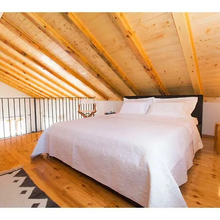 Mediterranean Countryside Retreat Brstanovo